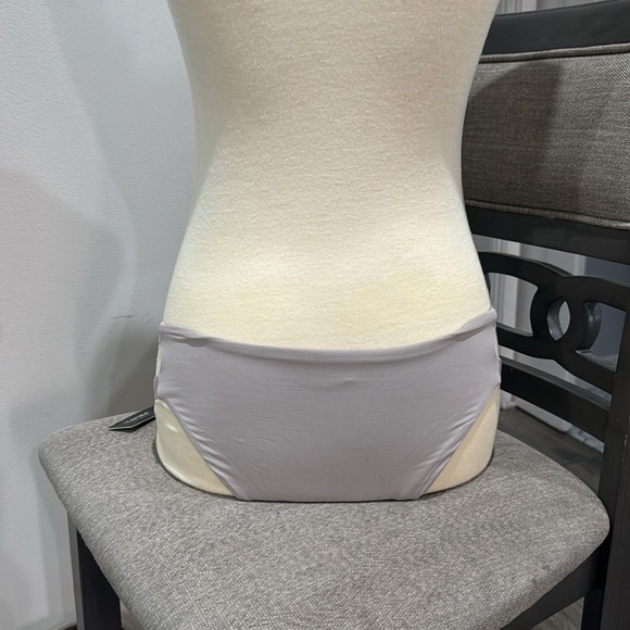 🔥Tavik Swimwear bottom only - Picture 6 of 10